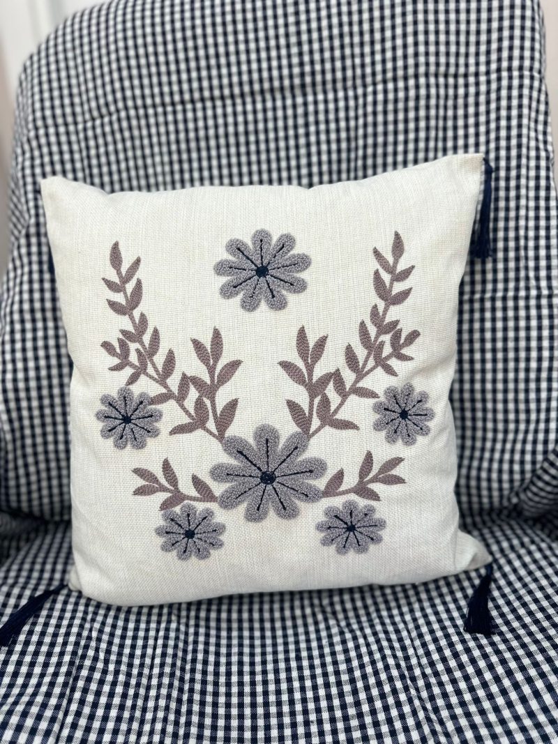PUNCH  KIRLENT KILIFI 43*43 CODE:1